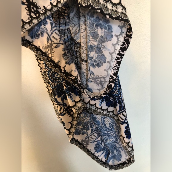 Romper Size: S. Lightweight and silky. Barely worn. - Picture 9 of 10